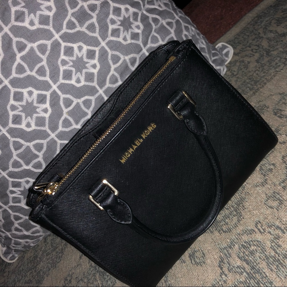 Michael Kors crossbody